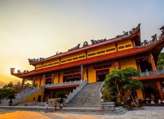 Chùa Ba Vàng Hạ Long – điểm du lịch tâm linh nổi tiếng linh thiêng Chùa Ba Vàng Hạ Long - điểm du lịch tâm linh nổi tiếng linh thiêng