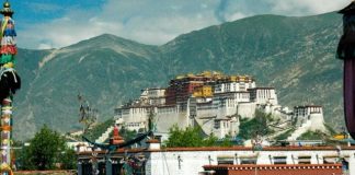 Vẻ đẹp của tu viện Drepung - một trong những tu viện lớn nhất Tây Tạng