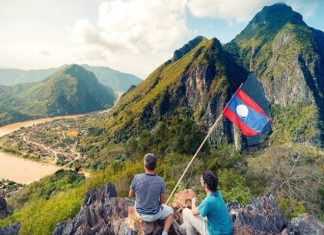 Chiêm ngưỡng vẻ đẹp thanh bình tại thị trấn Muang Ngoi Neua – Lào Chiêm ngưỡng vẻ đẹp thanh bình tại thị trấn Muang Ngoi Neua - Lào